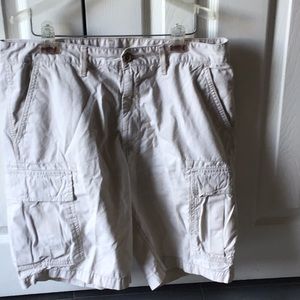 Levi’s men’s cargo shorts size 34w